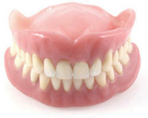 Protesi dentali totali